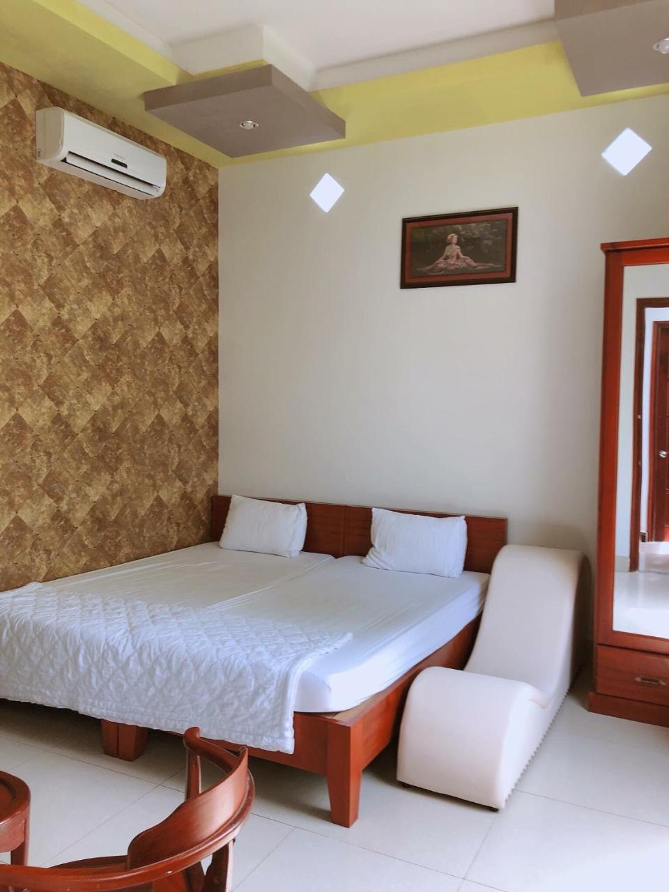 Ngoc Kha Tu 1 Hotel Long Xuyên Εξωτερικό φωτογραφία